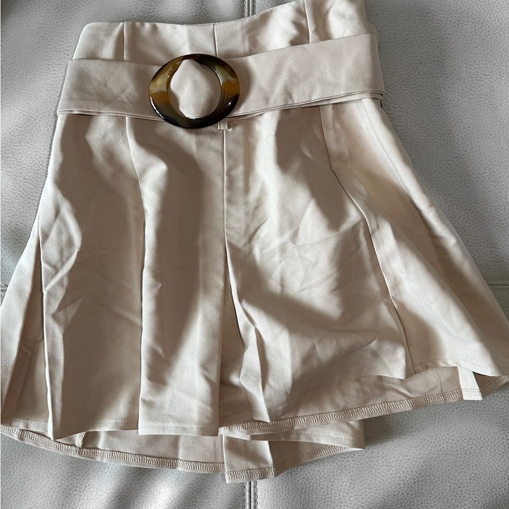Fashion nova belted shorts